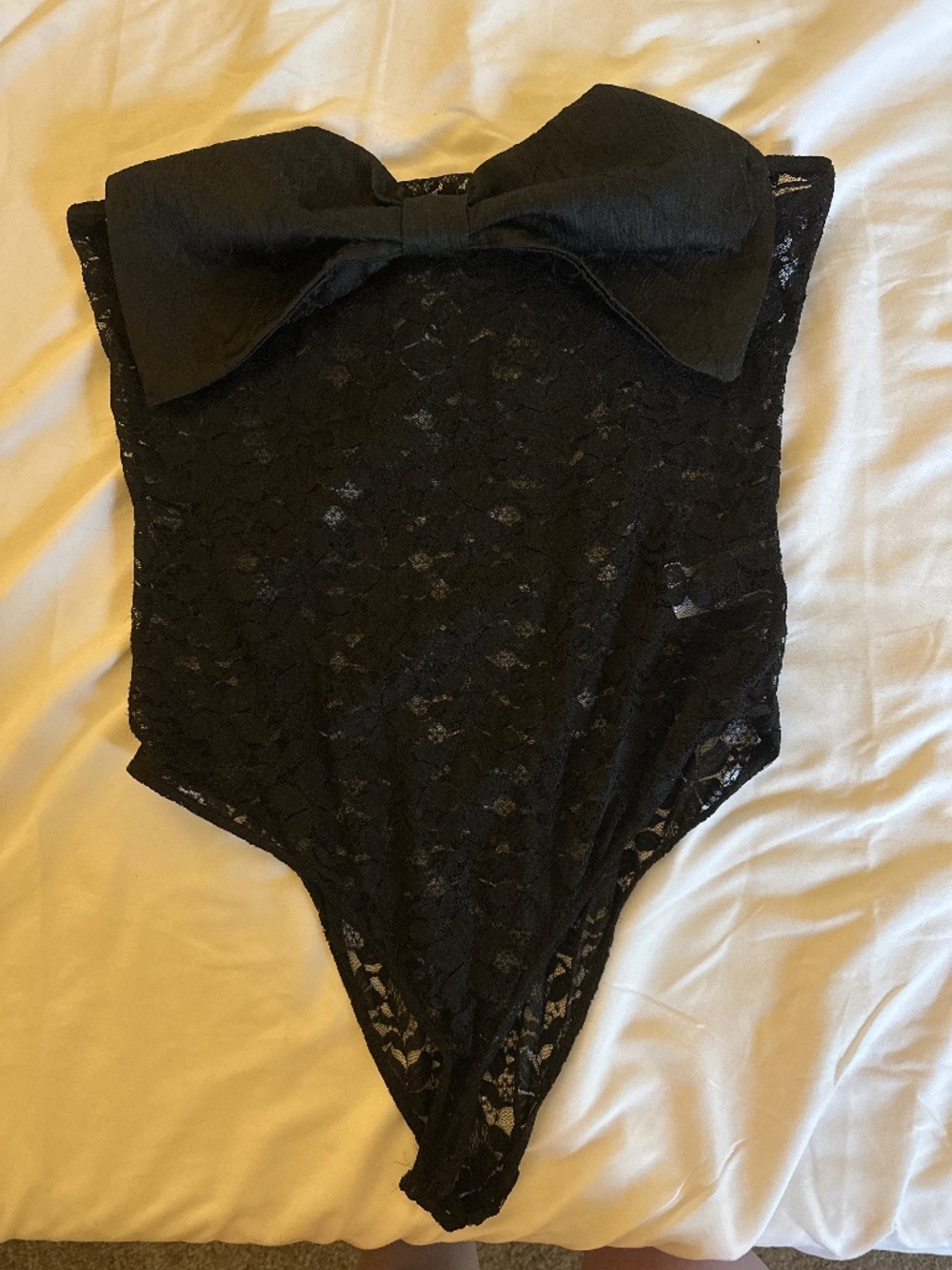 Cider lace bodysuit size L
